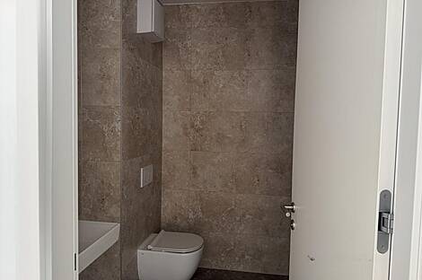 Жилье в Жидановом квартале: 8