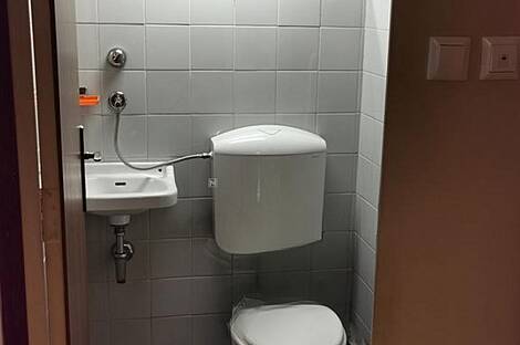 Квартира с двумя комнатами в центральной части города.: 11