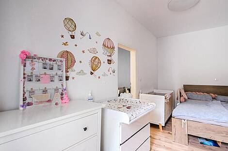 Трёхкомнатная квартира в Ново Поляне: 6