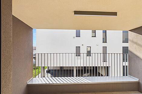 Квартира с тремя комнатами в Поле: 1