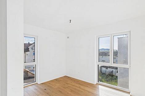 Жильё с тремя комнатами Поле: 5