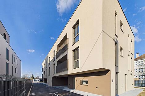 Жильё с тремя комнатами Поле: 11