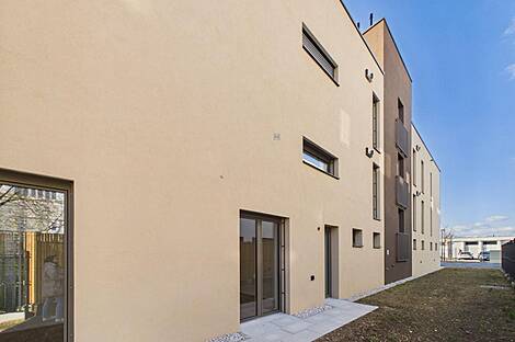 Жильё с тремя комнатами Поле: 12