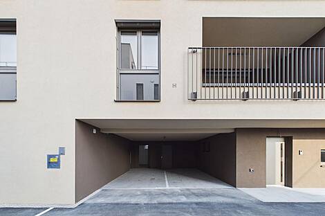 Жильё с тремя комнатами Поле: 15