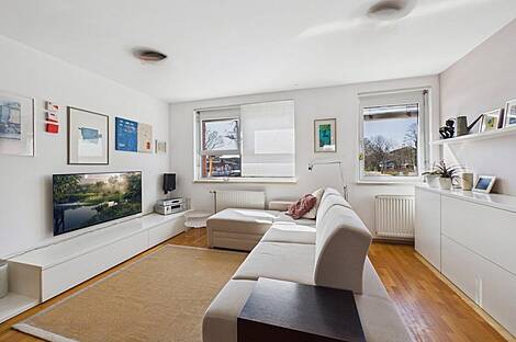 Квартира с тремя комнатами, расположенная в районе Новая Любляна, Вич.: 3