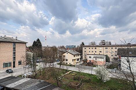 Шишка, 3-комнатная квартира: 16