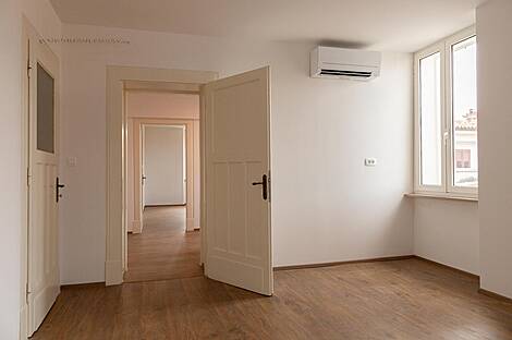 Квартира с пятью комнатами Копер: 10