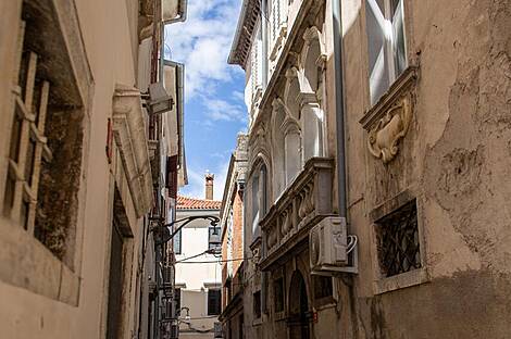 Квартира с пятью комнатами Копер: 21