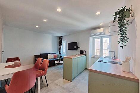 Пятикомнатная или более квартира в Пиране: 10