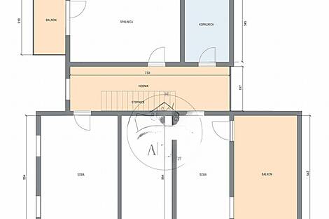 Четырехкомнатная квартира в Копере: 28