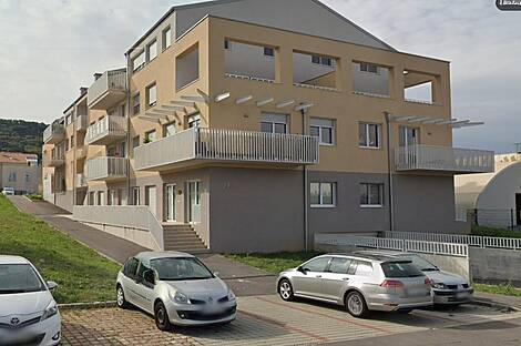 Квартира с тремя комнатами Изола: 1