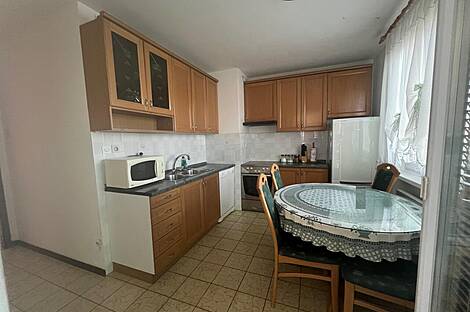 Копер - двухкомнатная квартира: 1