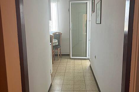 Копер - двухкомнатная квартира: 11