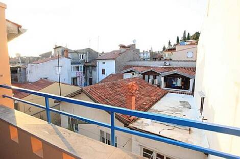 Апартаменты с двумя комнатами в Пиране: 2