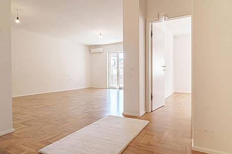 Копер - трёхкомнатная квартира: 8