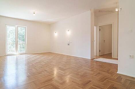 Копер - трёхкомнатная квартира: 9