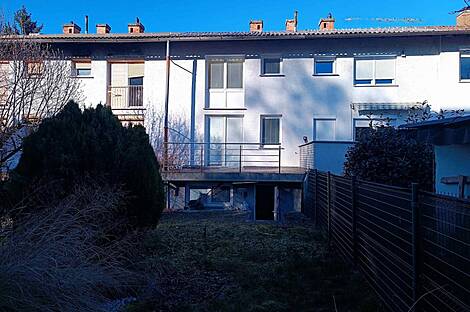 Дом с террасой в Ново Любляне в районе Бежиград: 4