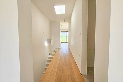 Здание с террасой Долги Мост: 9