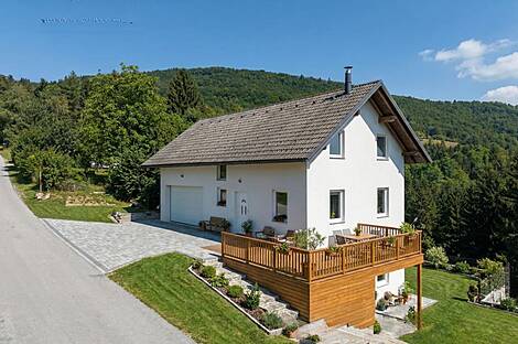 Дом Лонг Брдо: 12