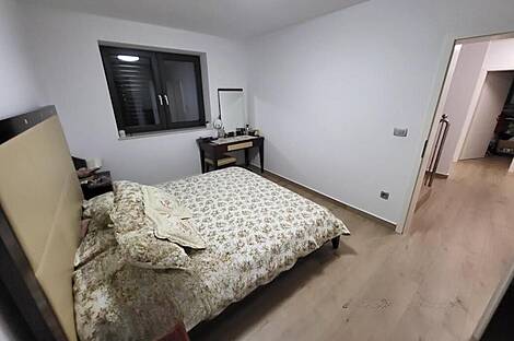 Дом, Любляна, Бежиград, Подгорица.: 12