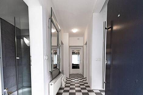 Здание в центре Любляны: 9