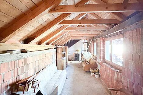 Дом, Явор, Любляна, Добрунье.: 25