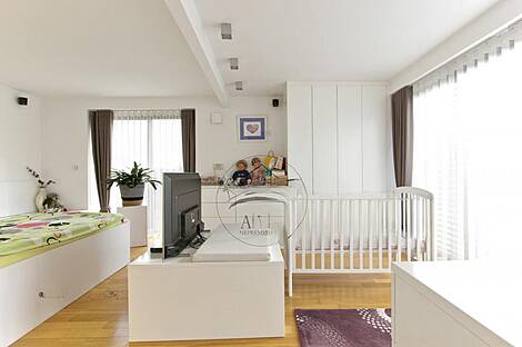 Дом с атриумом в Новом Шентвиде: 16