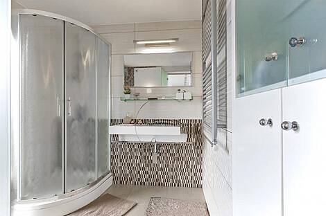 Дом с атриумом в Новом Шентвиде: 20