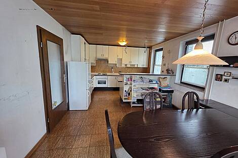 Дом, Шишка, Любляна: 6