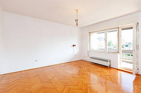 Дом в Ново Блед: 18