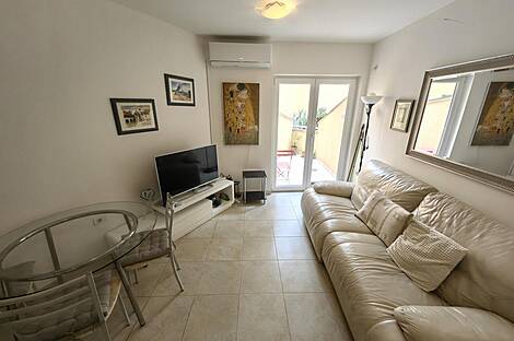 Квартира с тремя комнатами в центре Порторожа: 1