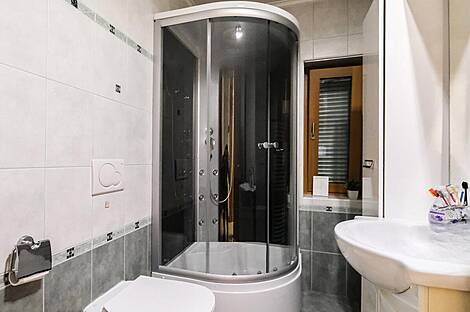 Двухэтажный дом в Новой Любляне: 14