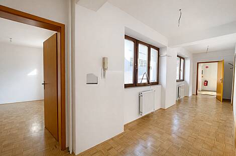 Офисное здание в центре города: 9