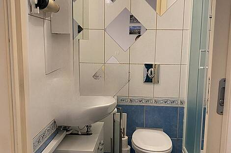 Центр - коммерческое помещение: 18