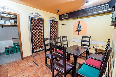 Торговое помещение в Мосте: 19