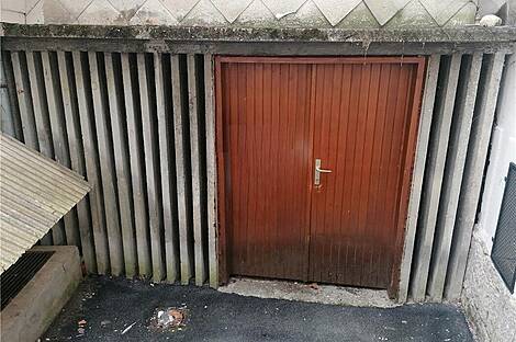 Помещение для коммерции находится в Центре: 21