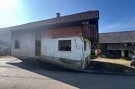 Дом, Малый Чирник у Шентьянжа: 2