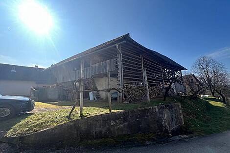 Дом, Малый Чирник у Шентьянжа: 14