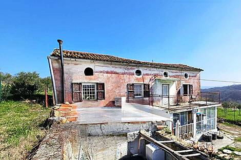 Дом, Изол, Ножед: 2