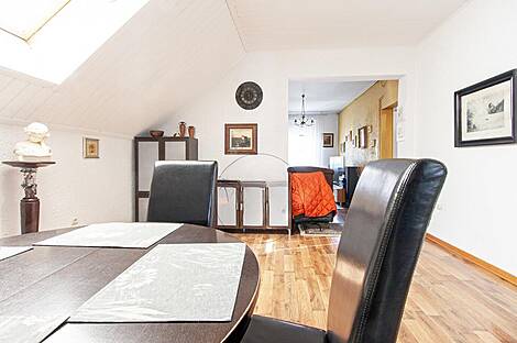 Квартира с тремя комнатами в центральной части города.: 2