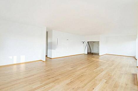 Центр Квартира 4 комнаты: 6