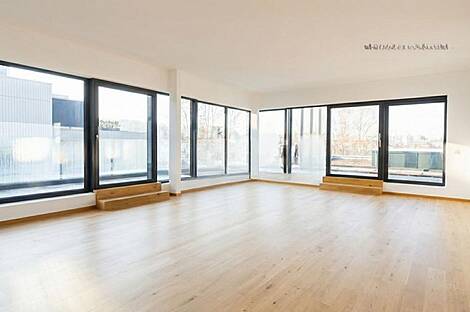 Центр Квартира 4 комнаты: 8