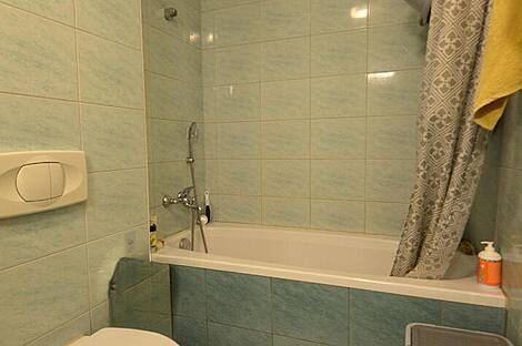 2-комнатная квартира в центре: 18