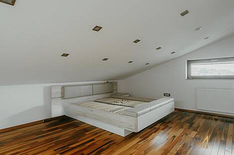 Квартира с тремя комнатами в Чрнуче.: 9