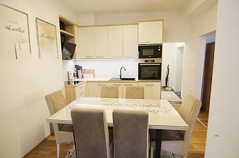 Трёхкомнатная квартира в районе Рудник: 1