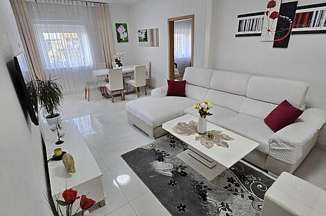 Квартира из трёх комнат в районе Бертоки: 2