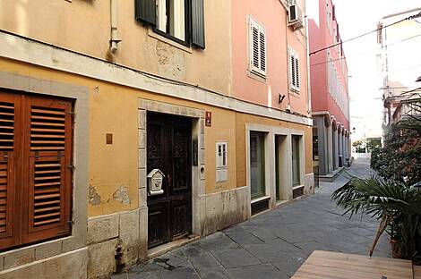 Двухкомнатная квартира возле моря: 6