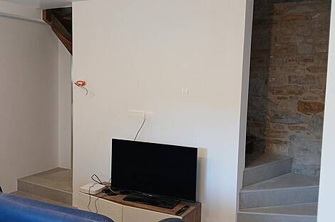 Трёхкомнатная квартира Новый Изол.: 14