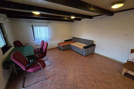 Жилище, Древеник: 12