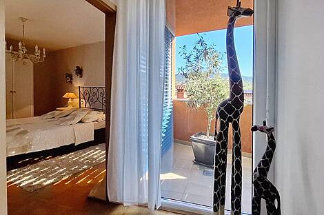 Квартира с четырьмя комнатами на улице Долинская: 2